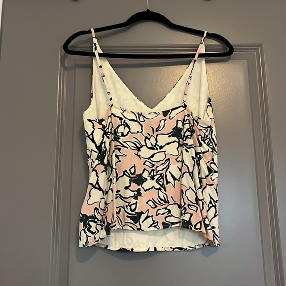 Summer top - Picture 2 of 4